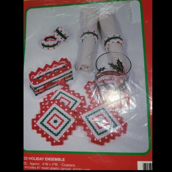 Vintage Temptations Plastic Canvas Holiday Coasters Kit - Picture 2 of 3